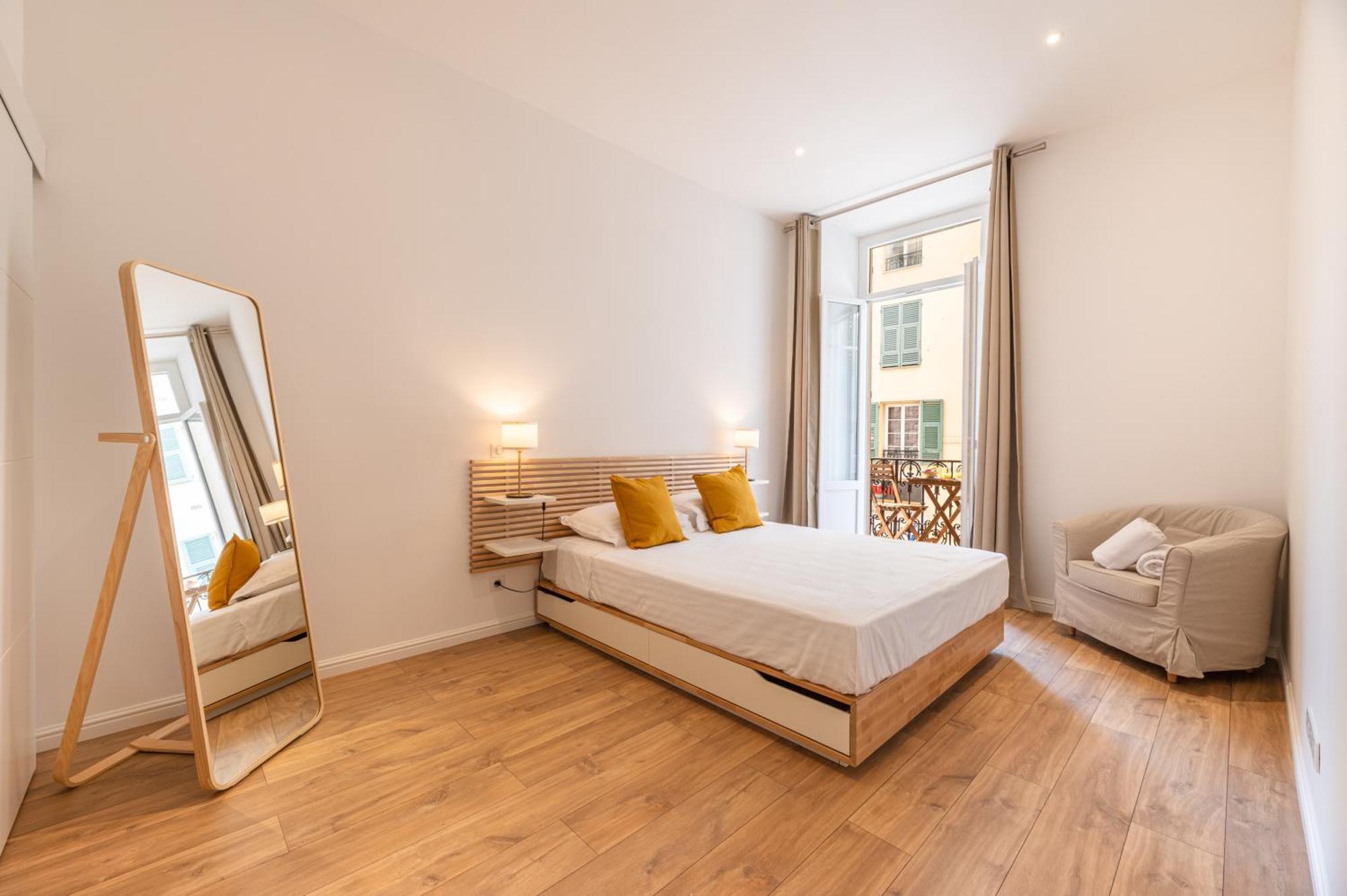 Appartement Magnifique 2p Avec Vue Sur Le Port De *
