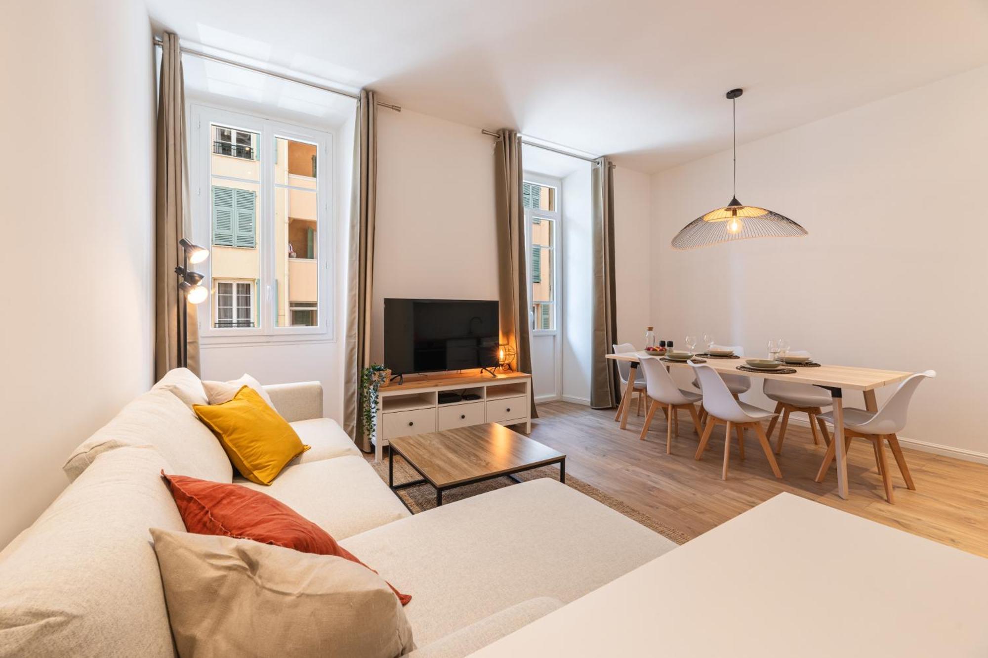 Appartement Magnifique 2p Avec Vue Sur Le Port De *