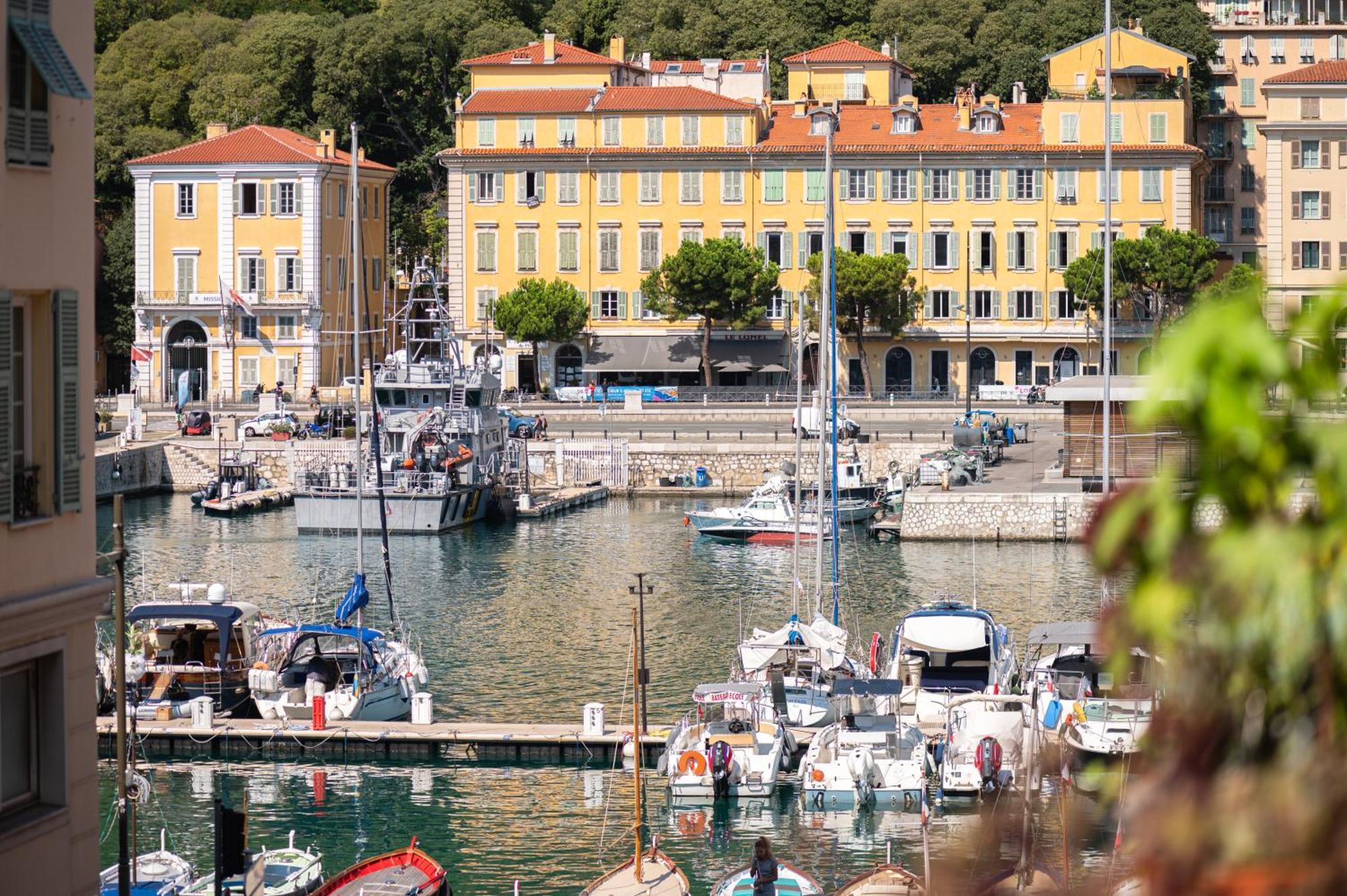 Magnifique 2p Avec Vue Sur Le Port De Appartement *